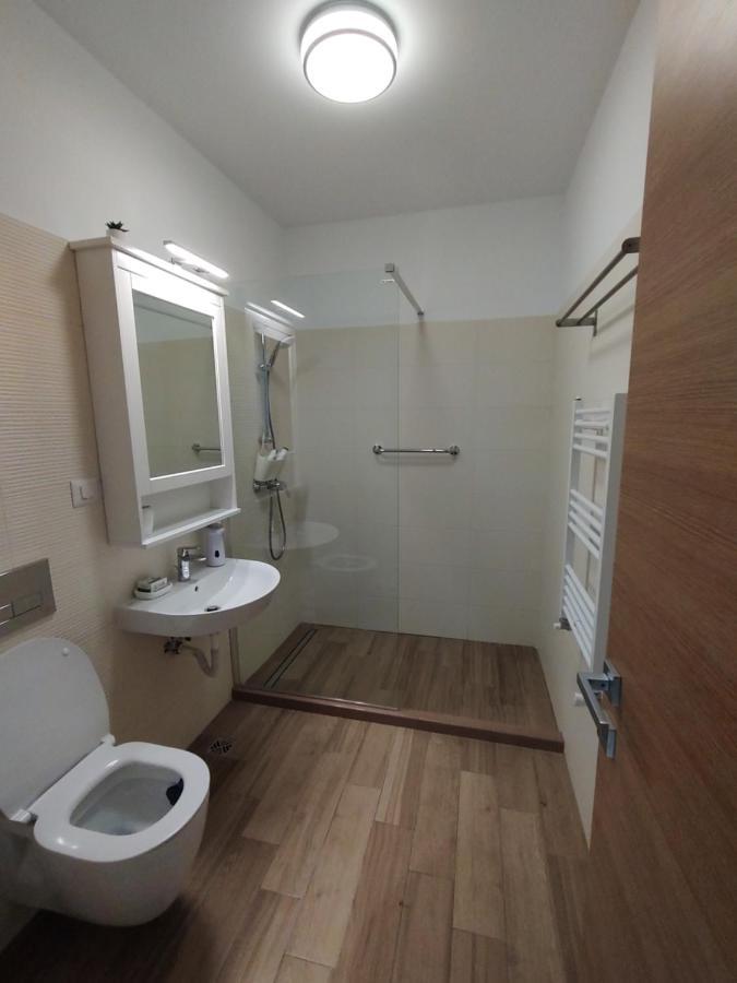 Decebal Premium Confort Крайова Екстер'єр фото