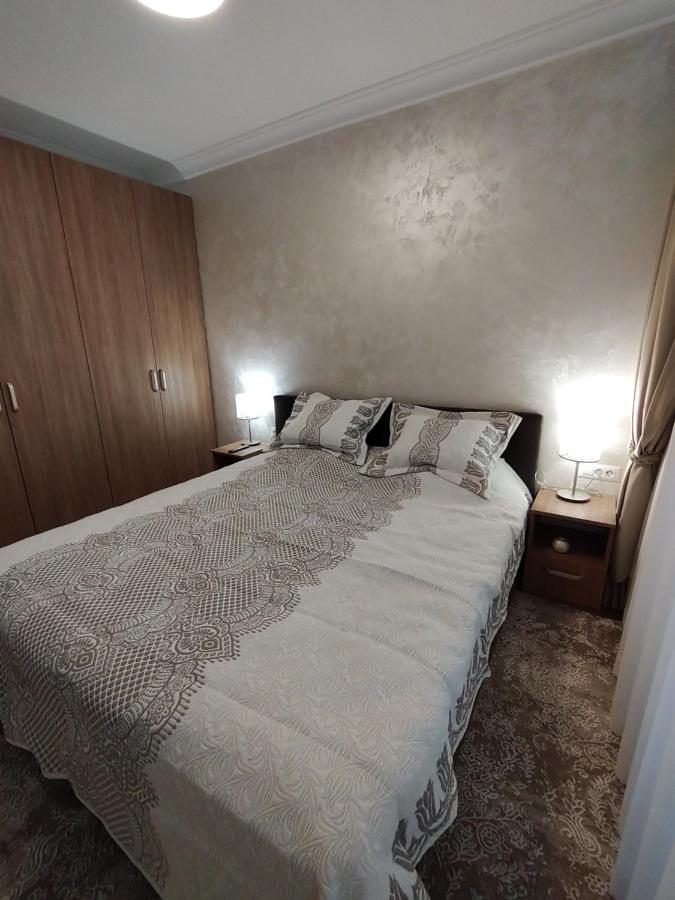 Decebal Premium Confort Крайова Екстер'єр фото